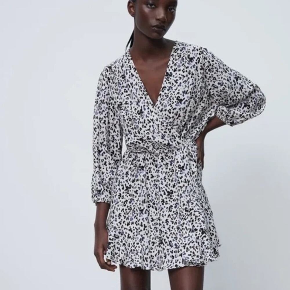 Zara White Black Leopard Long Sleeve V Neck Pleated Faux Wrap Aline Mini Dress L